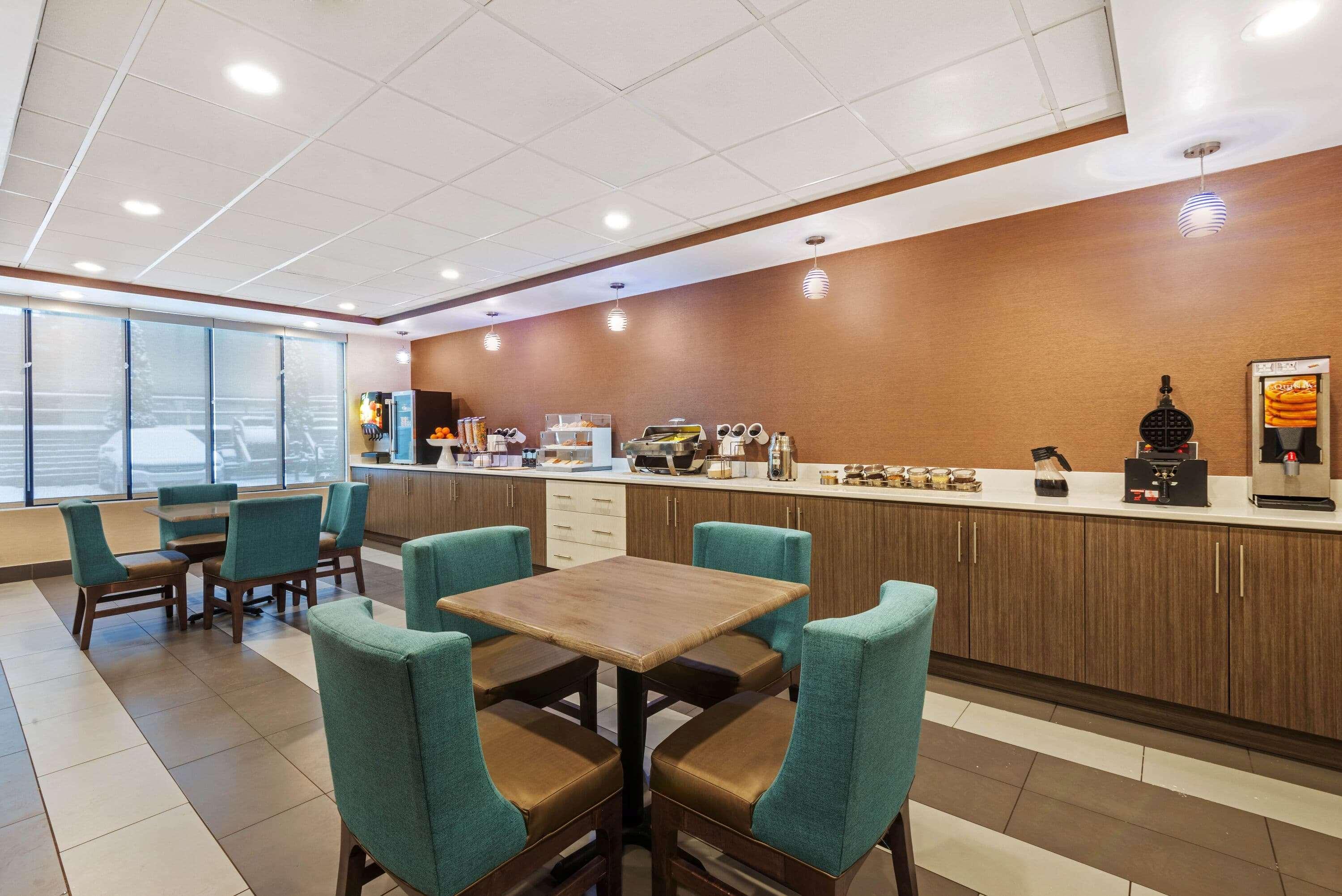 La Quinta By Wyndham Jamestown Luaran gambar